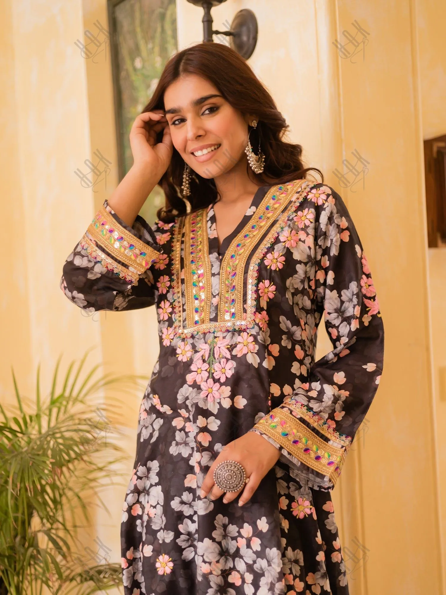 Anusha in Saba Chikankari Kurta Set in Muslin Silk - Black