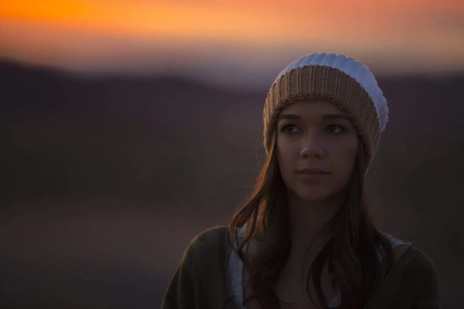 Chunk Knit Ribbed Pom Beanie