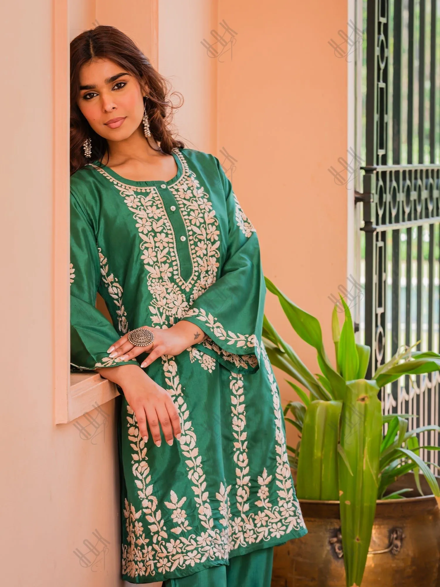 Nisa in Saba Chikankari Kurta Set in Habutai Silk - Green