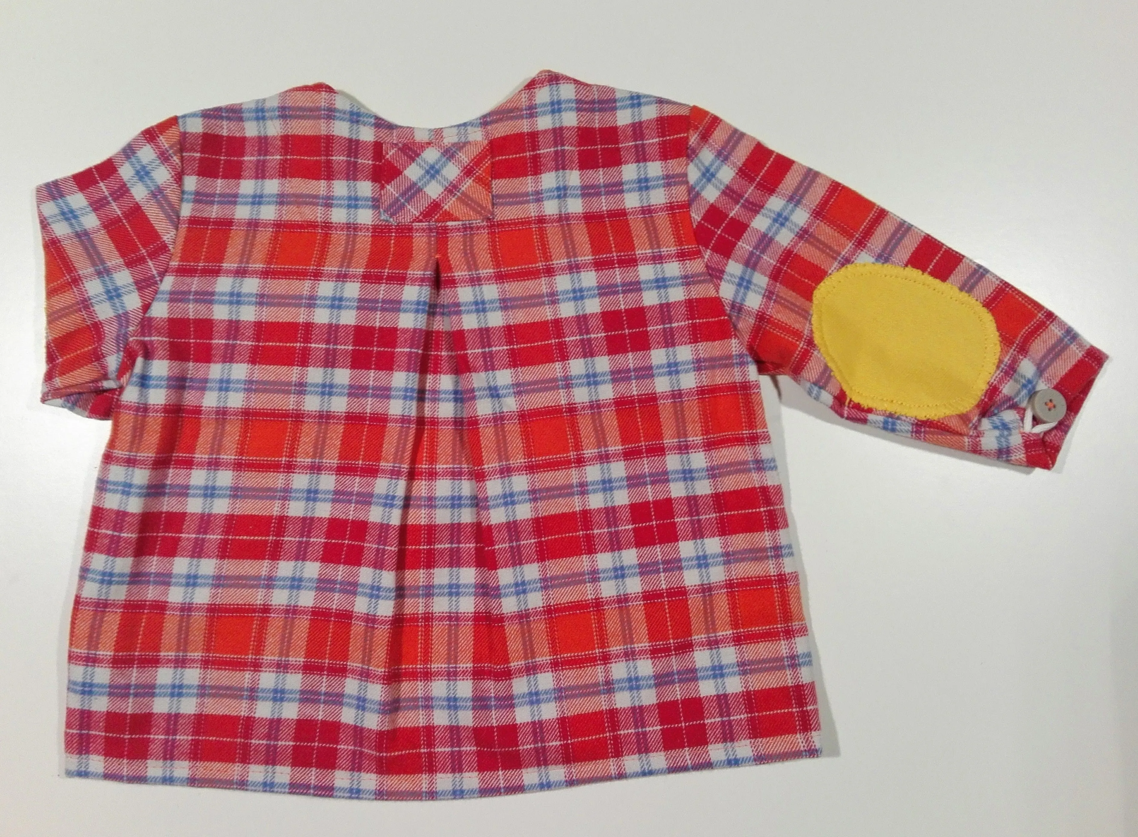 Shirt in flanel with patches on the sleeve